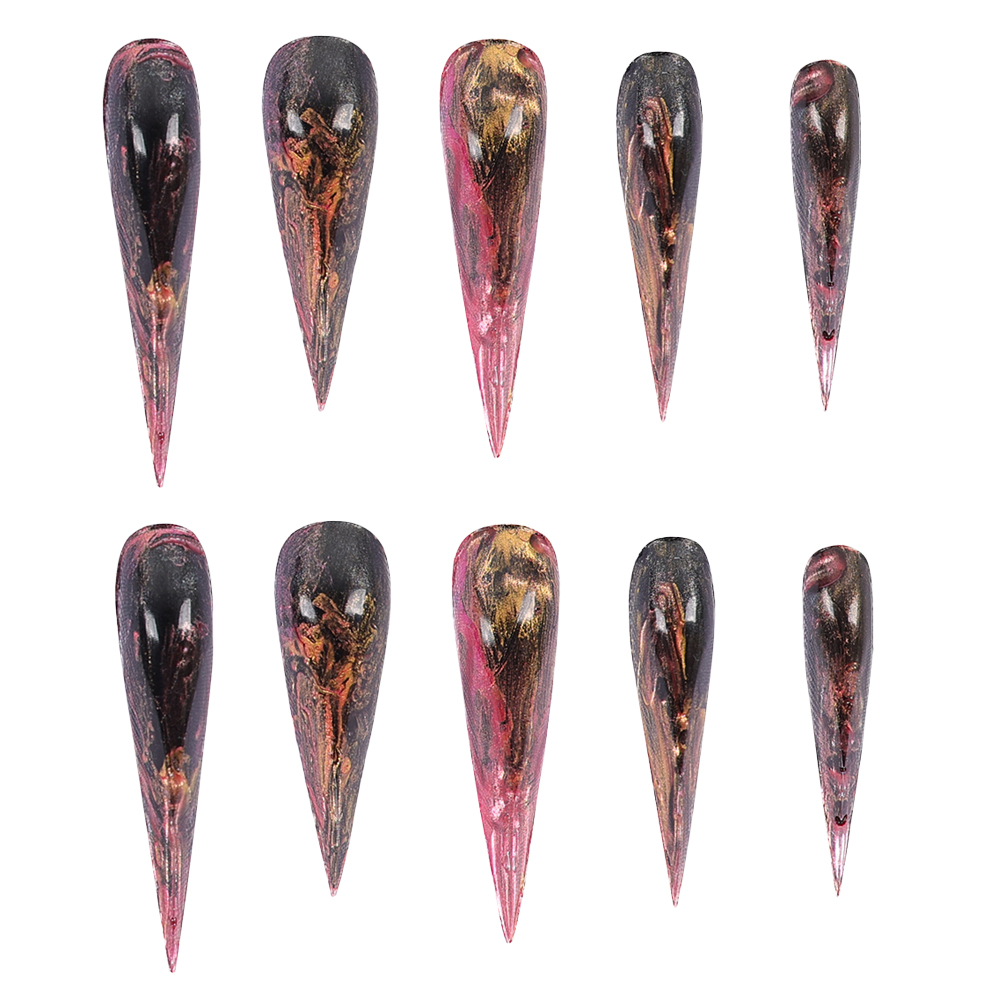 Unghie Finte da Regina Medieva - Nail Art Queen recensione e prezzo
