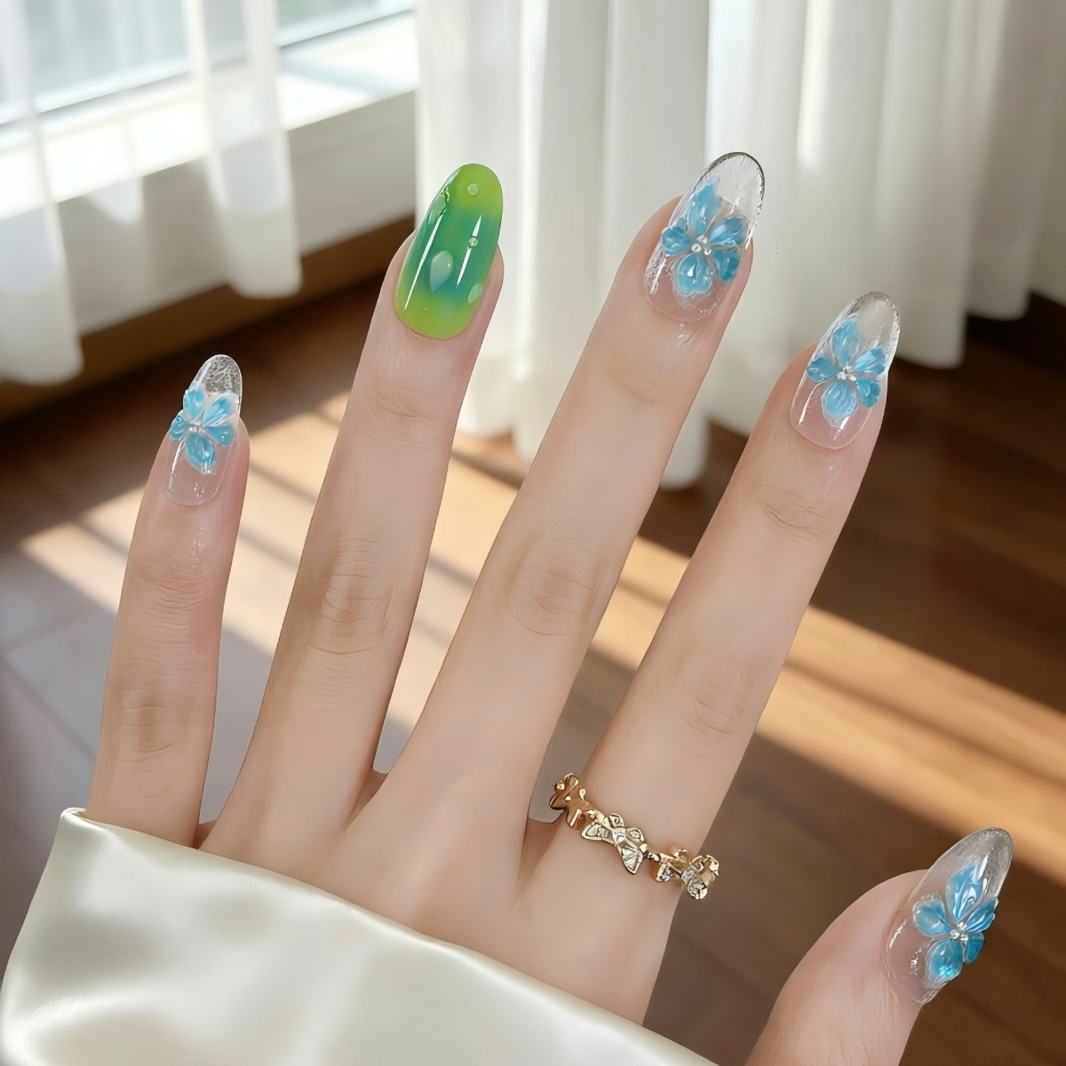 Adesivo per nail art effetto t - Nail Art Ice Blue recensione e prezzo