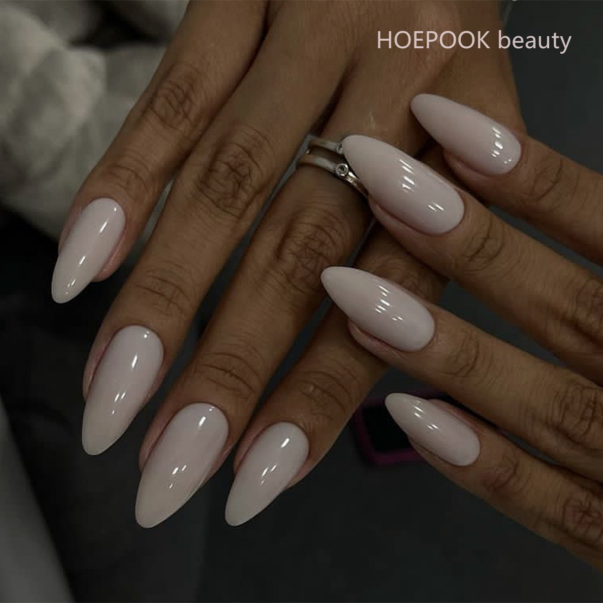 24 pezzi rosa sfumato mandorla - Nail Art Natural Simple recensione e prezzo